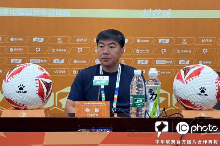 两小将中甲首球助逆转 刘俊威:丢球后没乱